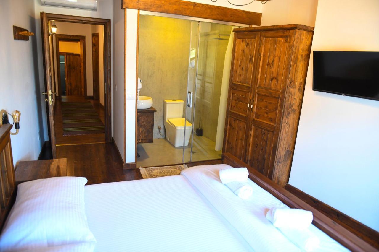 Anhel Hotel Berati Exterior foto